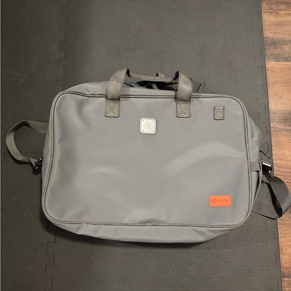 Stitch Golf Travel Bag - Picture 1 of 9